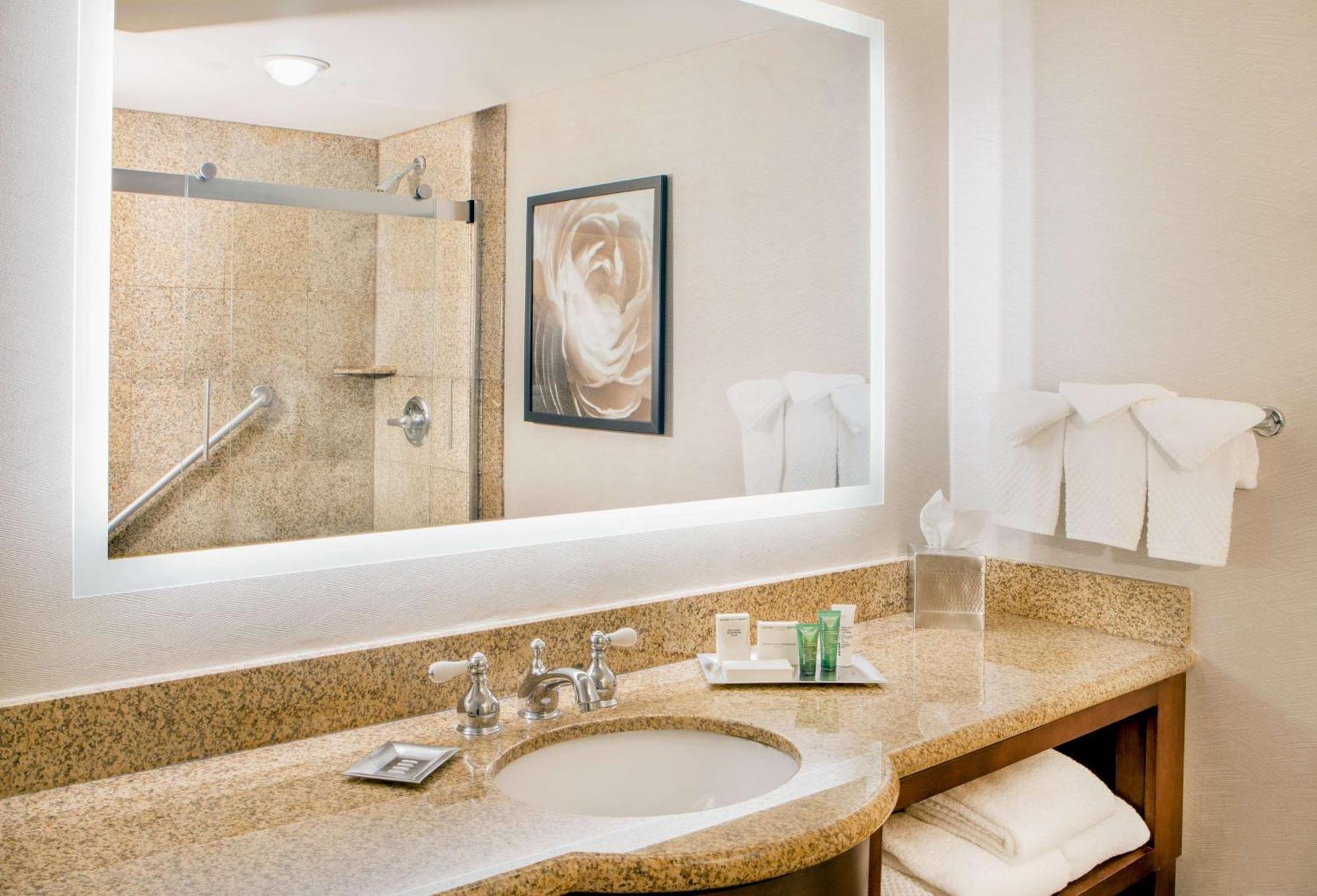 Hilton Wilmington/Christiana Hotel Newark Ngoại thất bức ảnh